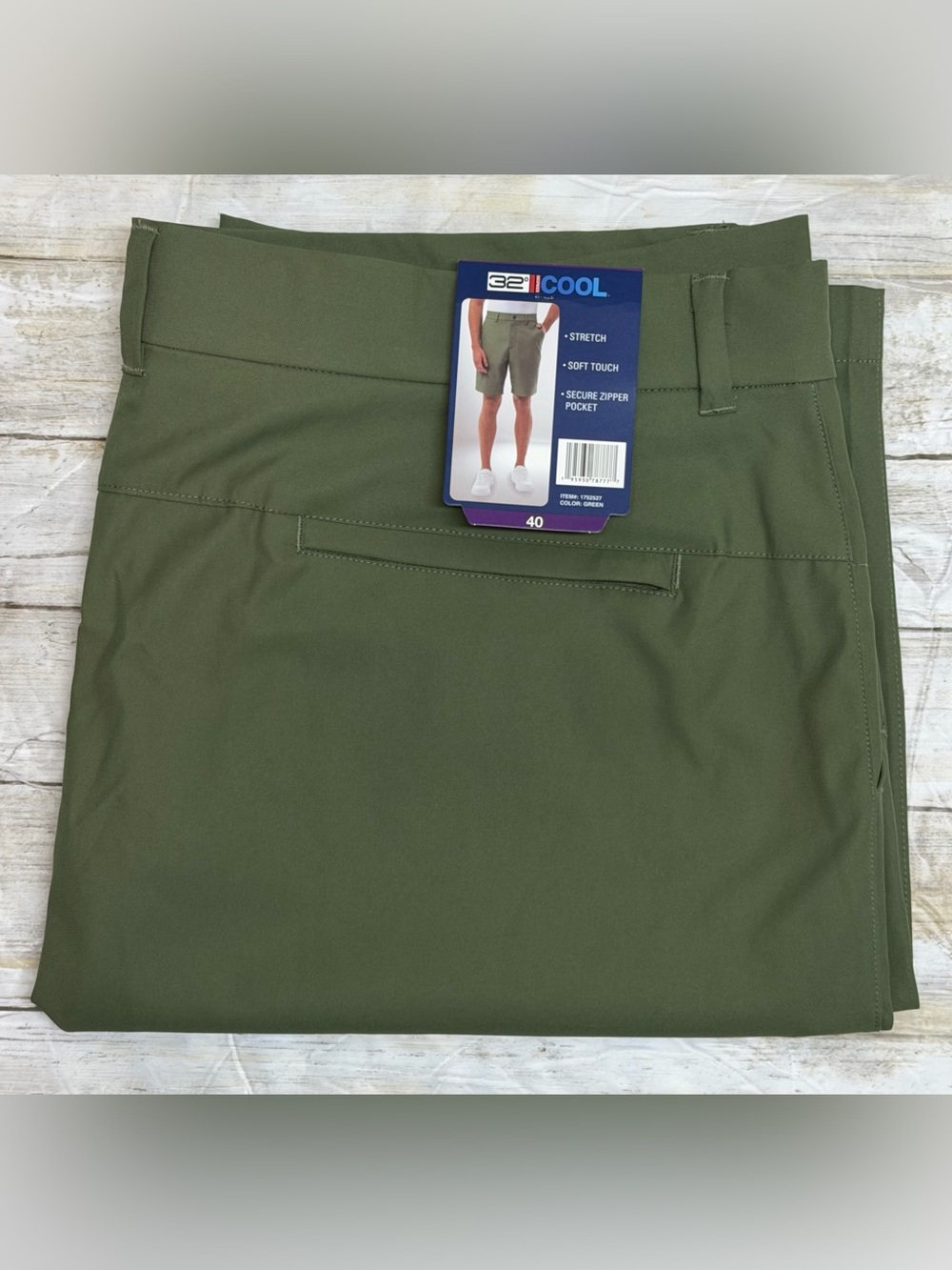 32 Degrees Men's Twill Tech Performance Stretch Soft Touch Short Size 40 Green